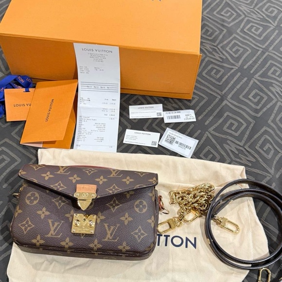 Louis Vuitton Brown Monogram Crossbody Bag - Picture 2 of 5